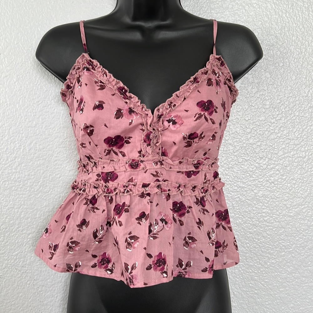 Francesca’s floral blush shirt NWT